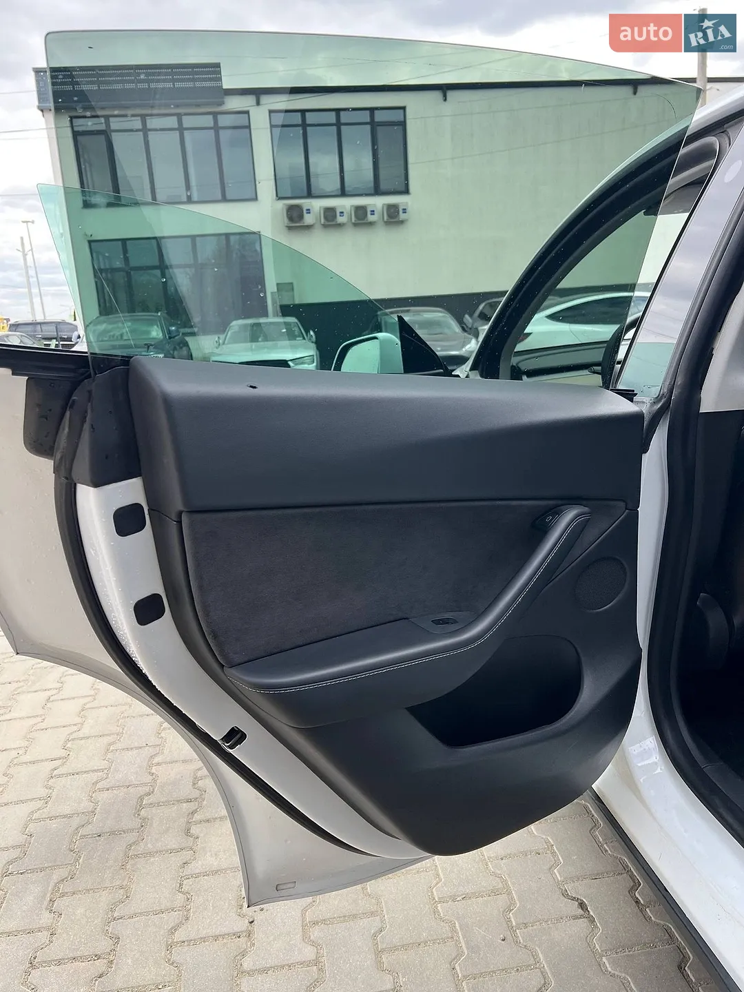 2021 Tesla Model Y - мініатюра 11