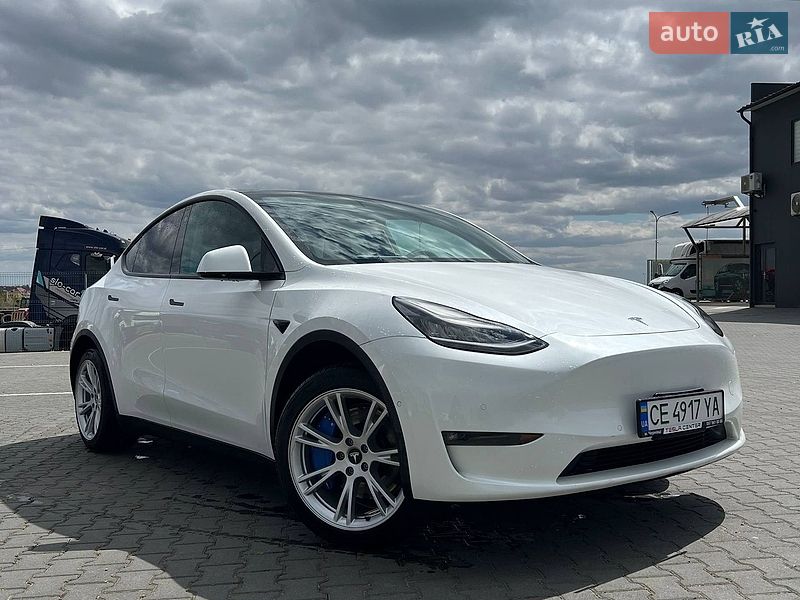 Tesla Model Y 2021