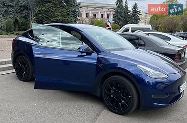 Внедорожник / Кроссовер Tesla Model Y 2023 в Черкассах