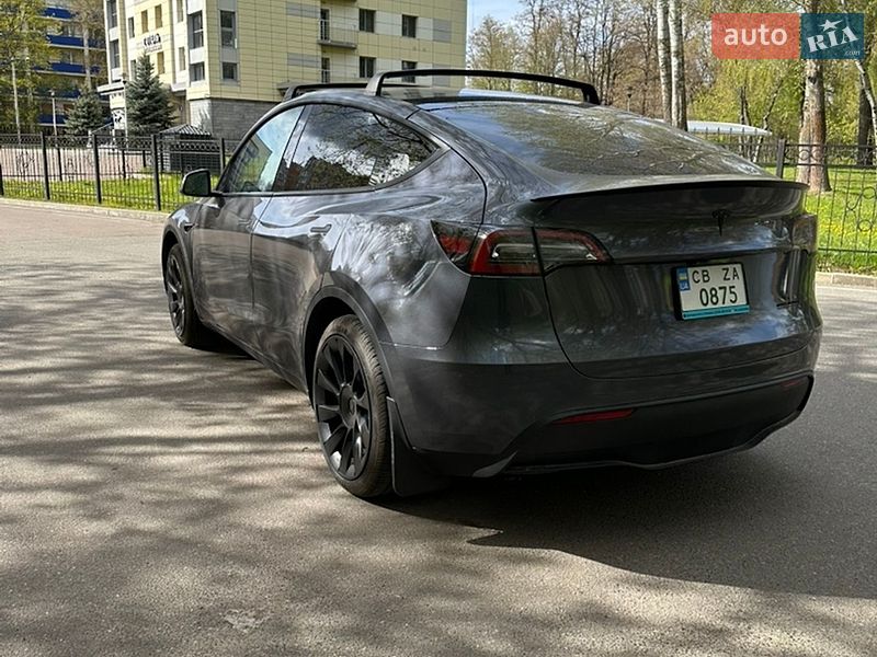 Внедорожник / Кроссовер Tesla Model Y 2023 в Чернигове