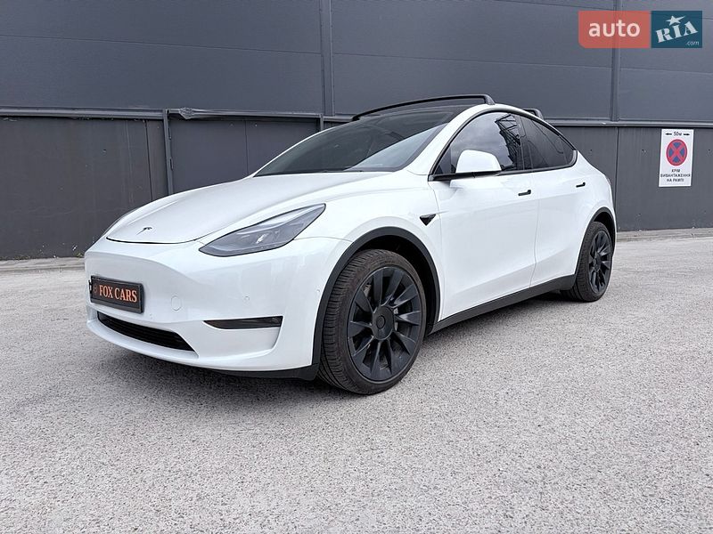 Tesla Model Y 2021