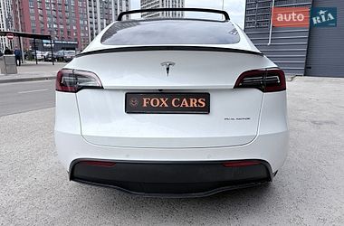 Внедорожник / Кроссовер Tesla Model Y 2021 в Киеве