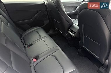 Внедорожник / Кроссовер Tesla Model Y 2021 в Киеве