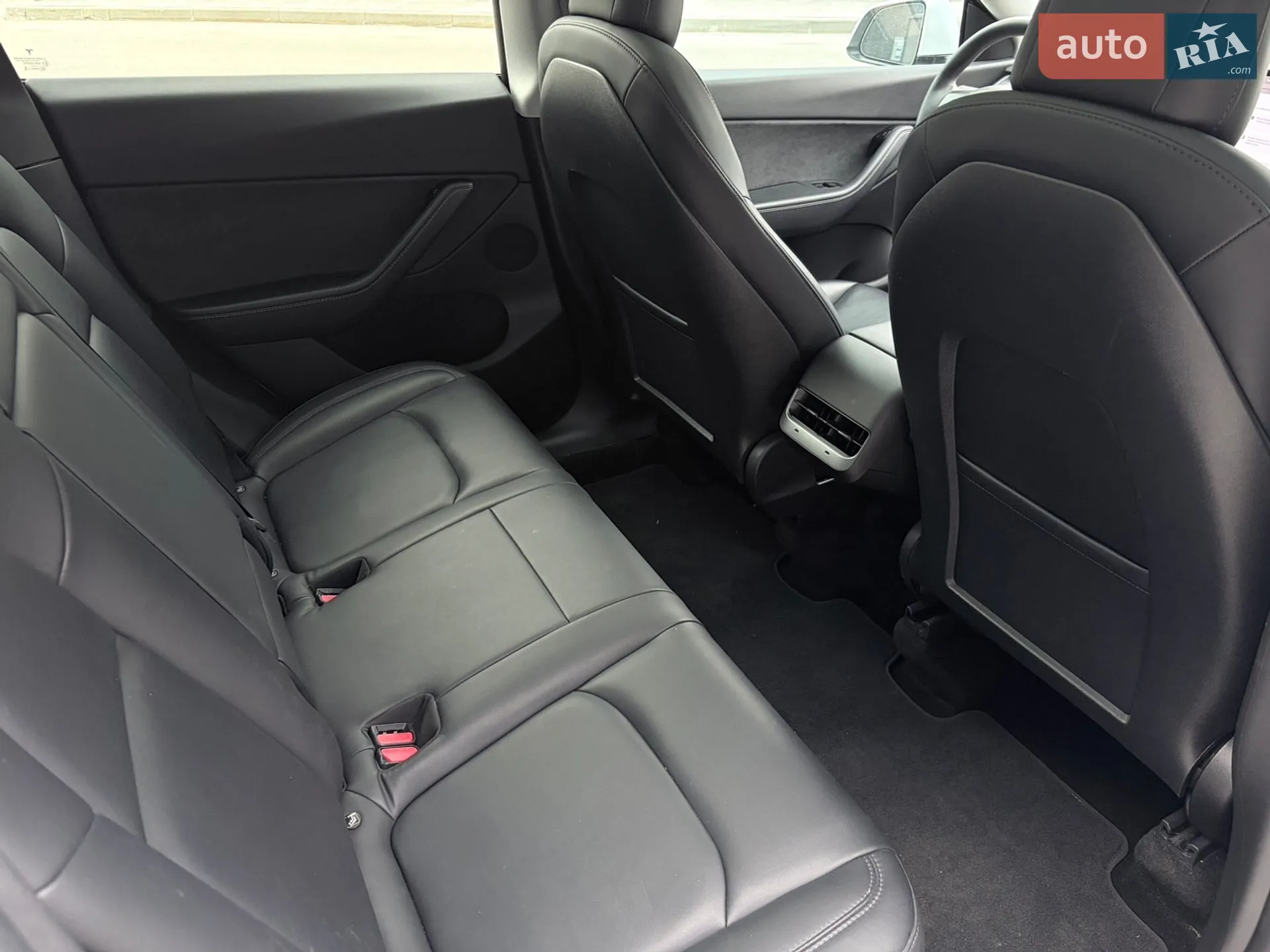 2021 Tesla Model Y - мініатюра 11