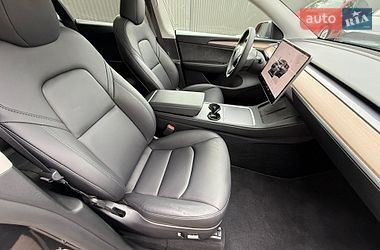 Внедорожник / Кроссовер Tesla Model Y 2024 в Львове