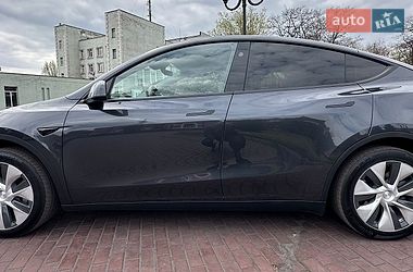 Позашляховик / Кросовер Tesla Model Y 2024 в Дніпрі