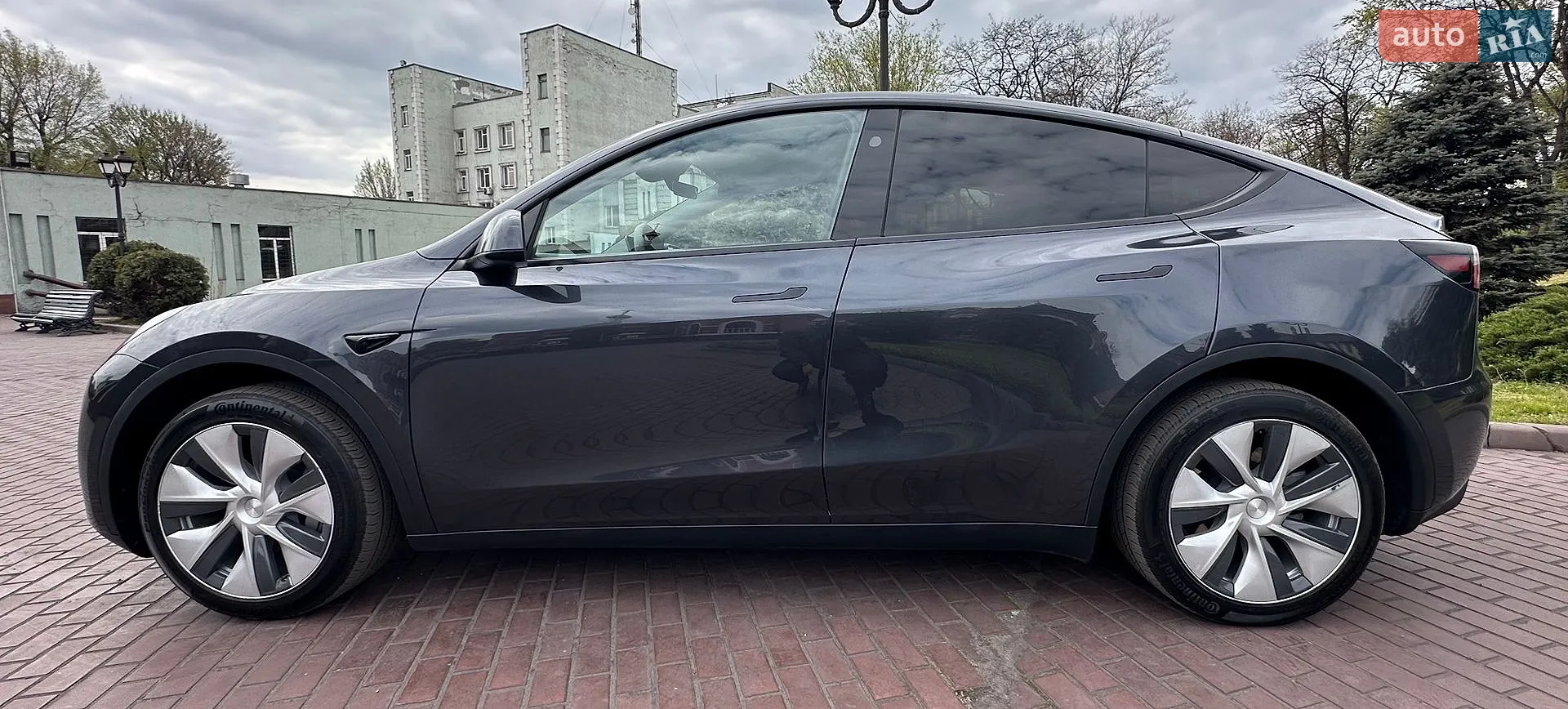 2024 Tesla Model Y - мініатюра 12