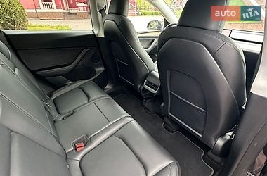 Позашляховик / Кросовер Tesla Model Y 2024 в Дніпрі