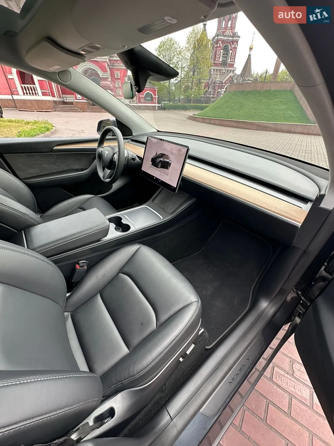 2024 Tesla Model Y - мініатюра 20