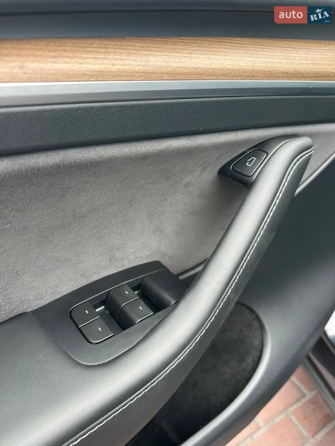 2024 Tesla Model Y - мініатюра 36