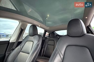 Внедорожник / Кроссовер Tesla Model Y 2023 в Стрые