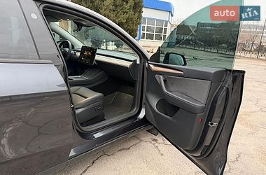 Внедорожник / Кроссовер Tesla Model Y 2024 в Запорожье