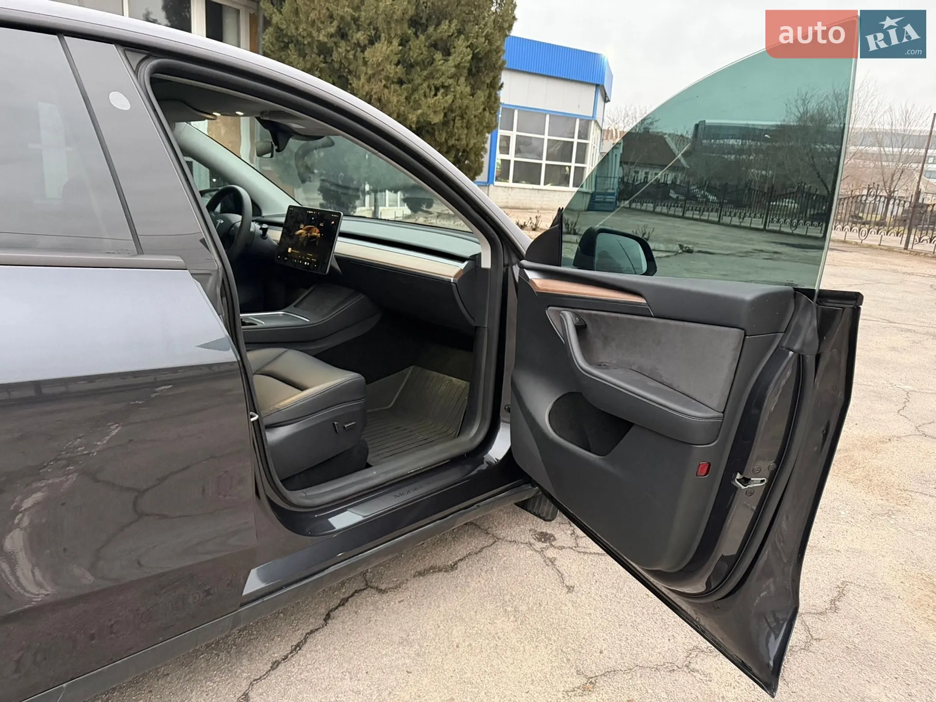 2024 Tesla Model Y - мініатюра 15