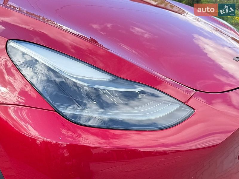 Внедорожник / Кроссовер Tesla Model Y 2022 в Хмельницком