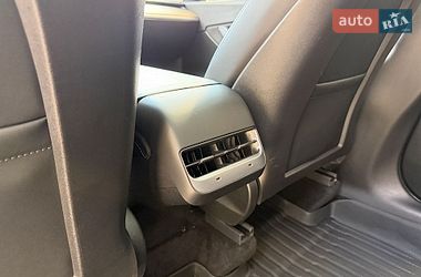 Позашляховик / Кросовер Tesla Model Y 2022 в Харкові
