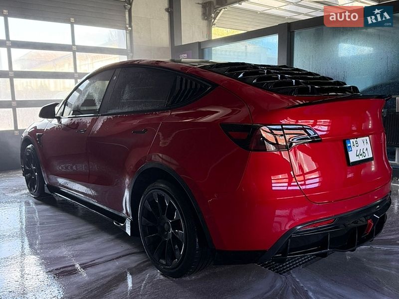 Позашляховик / Кросовер Tesla Model Y 2022 в Черкасах