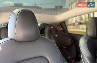 Позашляховик / Кросовер Tesla Model Y 2022 в Черкасах