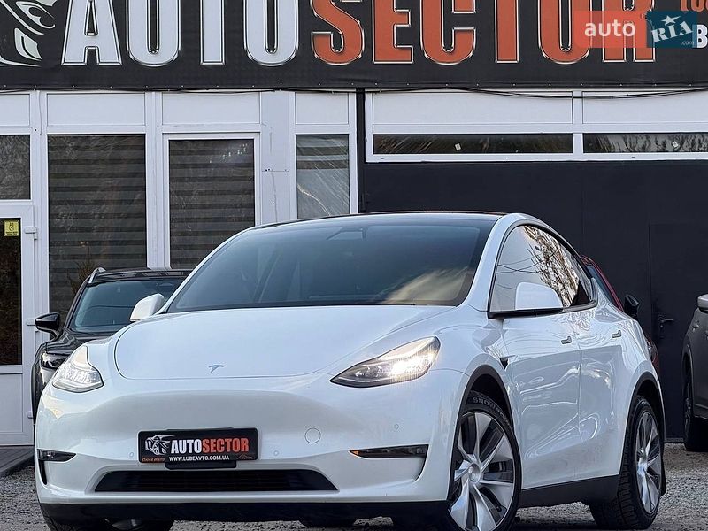 Tesla Model Y 2022