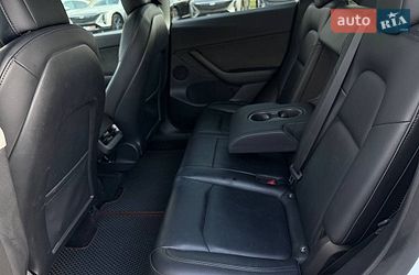 Позашляховик / Кросовер Tesla Model Y 2022 в Харкові