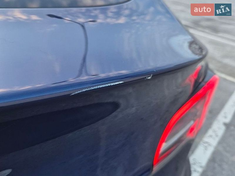 Внедорожник / Кроссовер Tesla Model Y 2021 в Киеве