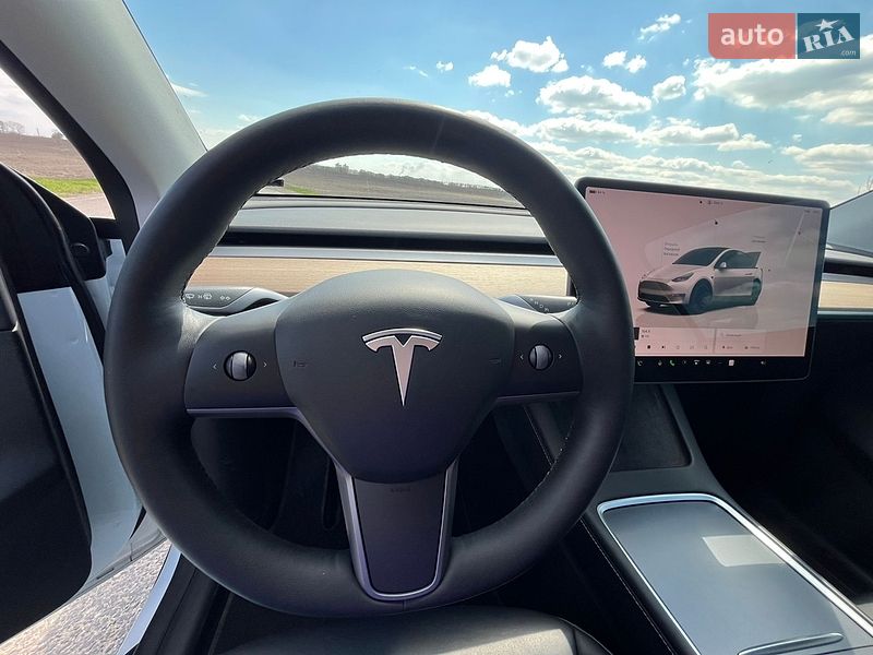 Внедорожник / Кроссовер Tesla Model Y 2022 в Черкассах