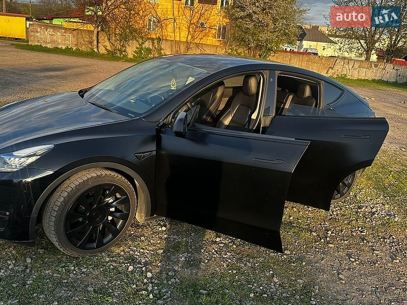Внедорожник / Кроссовер Tesla Model Y 2021 в Бродах