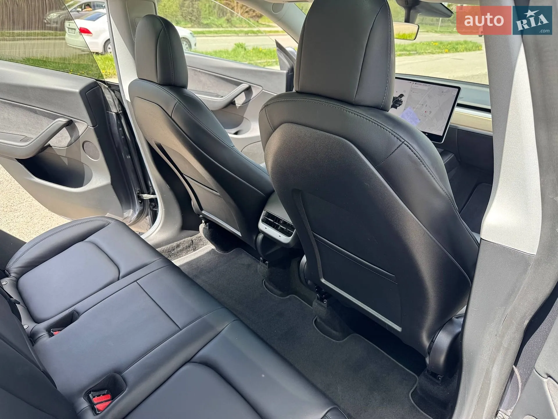 2021 Tesla Model Y - мініатюра 20