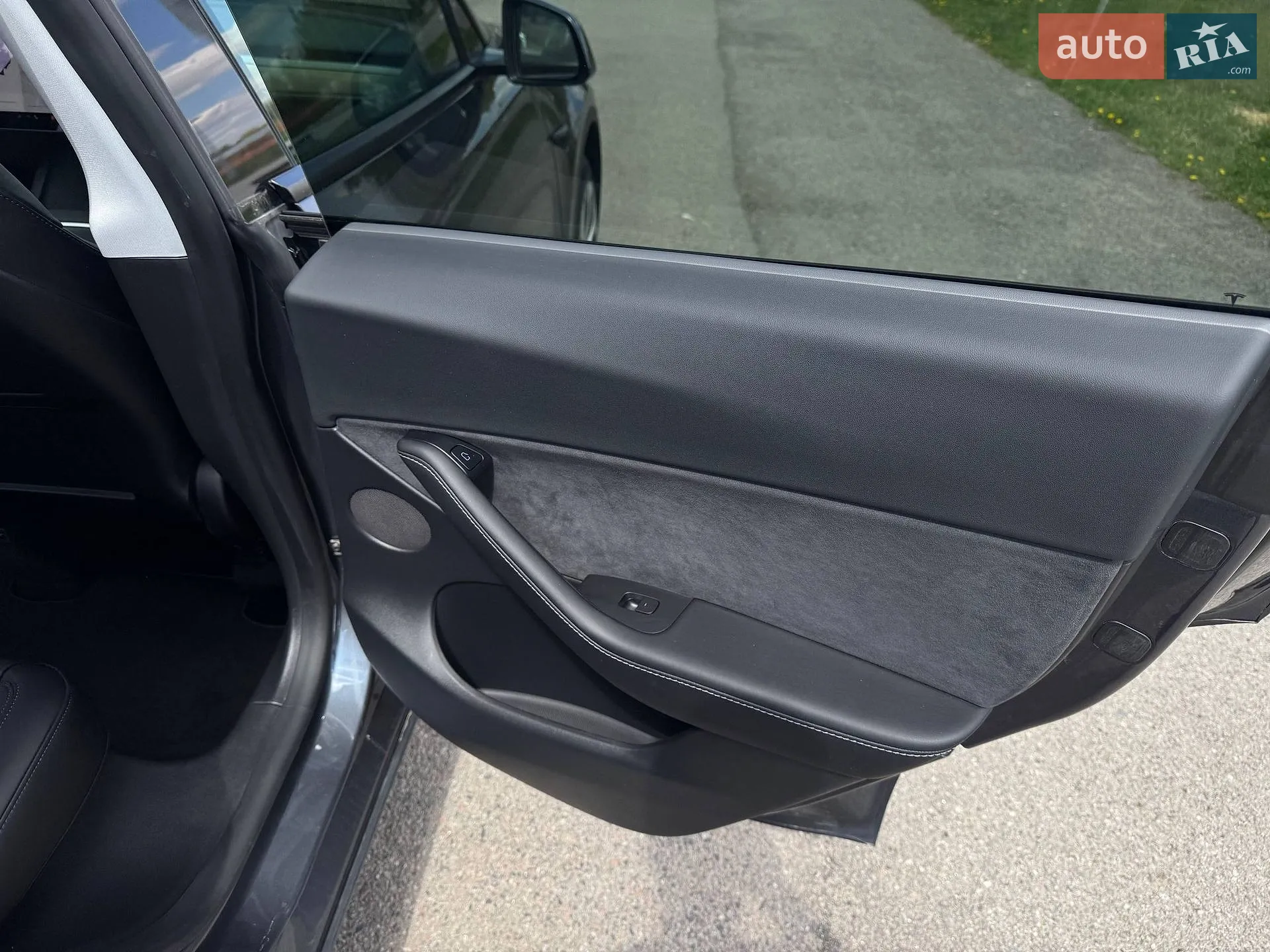2021 Tesla Model Y - мініатюра 25