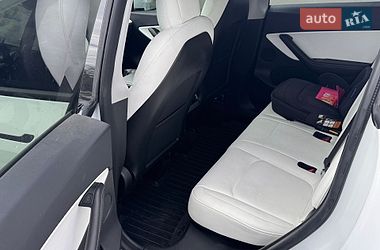 Позашляховик / Кросовер Tesla Model Y 2021 в Харкові фото 9 Позашляховик / Кросовер Tesla Model Y 2021 в Харкові