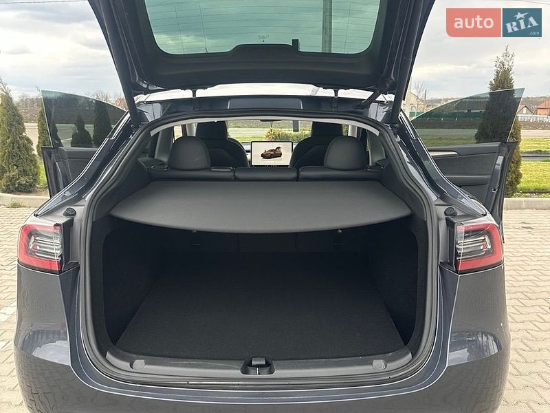 Позашляховик / Кросовер Tesla Model Y 2023 в Вінниці