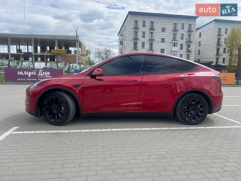 Внедорожник / Кроссовер Tesla Model Y 2023 в Тернополе