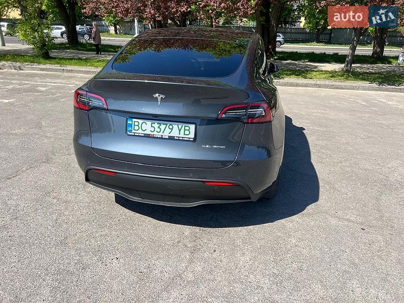 Позашляховик / Кросовер Tesla Model Y 2022 в Львові