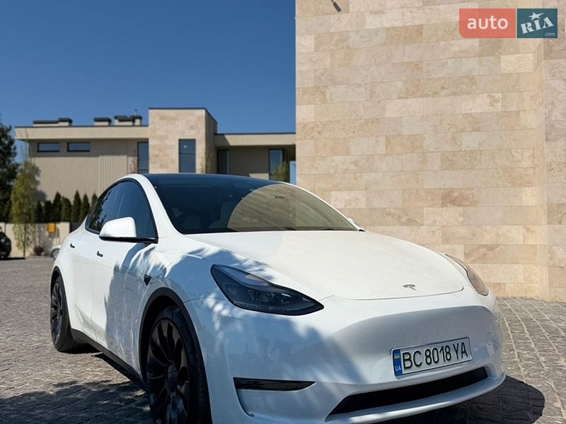 Внедорожник / Кроссовер Tesla Model Y 2022 в Львове