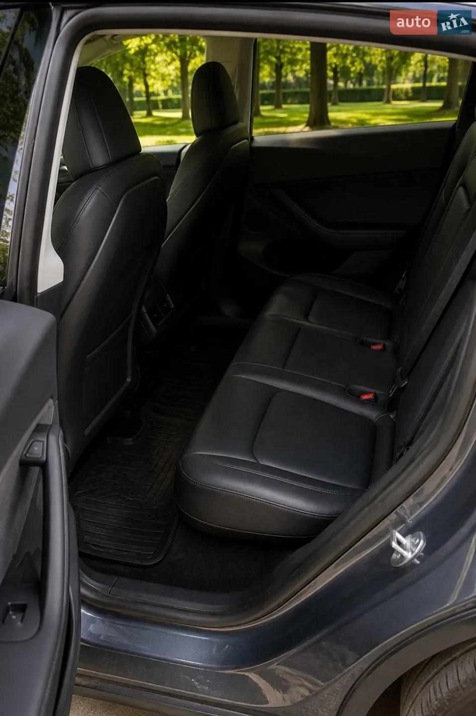 2023 Tesla Model Y - мініатюра 9