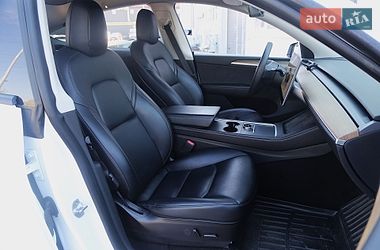 Внедорожник / Кроссовер Tesla Model Y 2022 в Киеве