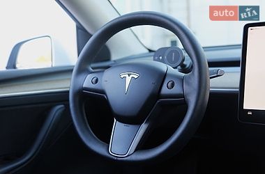 Внедорожник / Кроссовер Tesla Model Y 2022 в Киеве