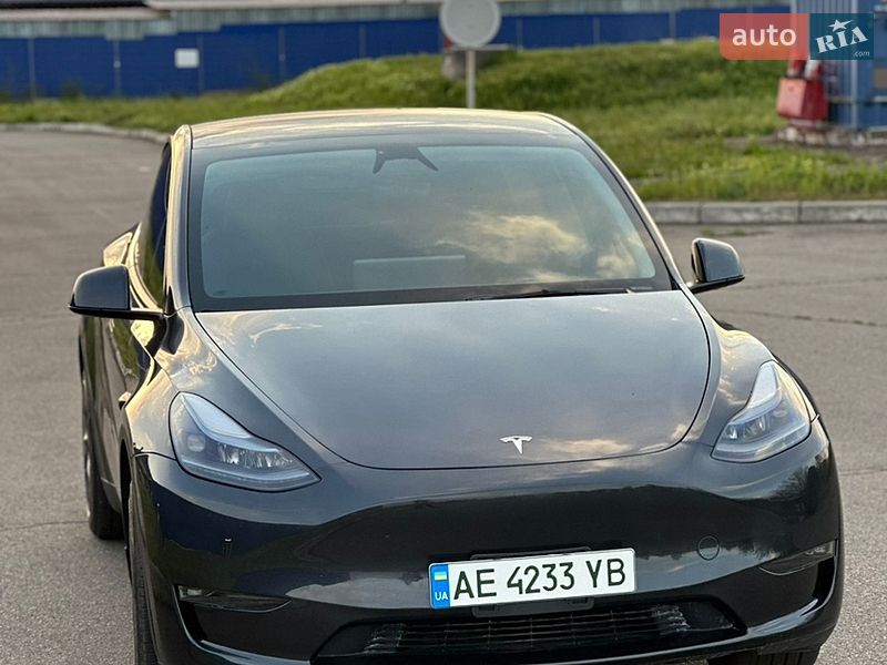 Позашляховик / Кросовер Tesla Model Y 2024 в Кривому Розі