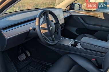 Внедорожник / Кроссовер Tesla Model Y 2024 в Львове фото 18 Внедорожник / Кроссовер Tesla Model Y 2024 в Львове
