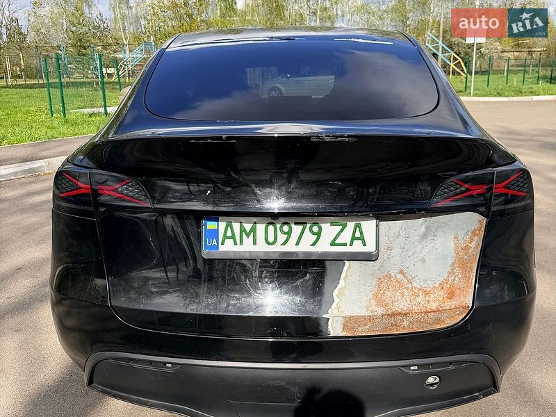 Внедорожник / Кроссовер Tesla Model Y 2022 в Житомире
