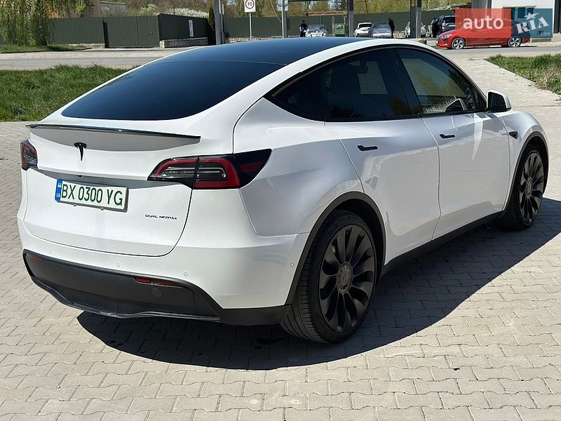 Внедорожник / Кроссовер Tesla Model Y 2021 в Тернополе