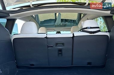 Внедорожник / Кроссовер Tesla Model Y 2021 в Тернополе