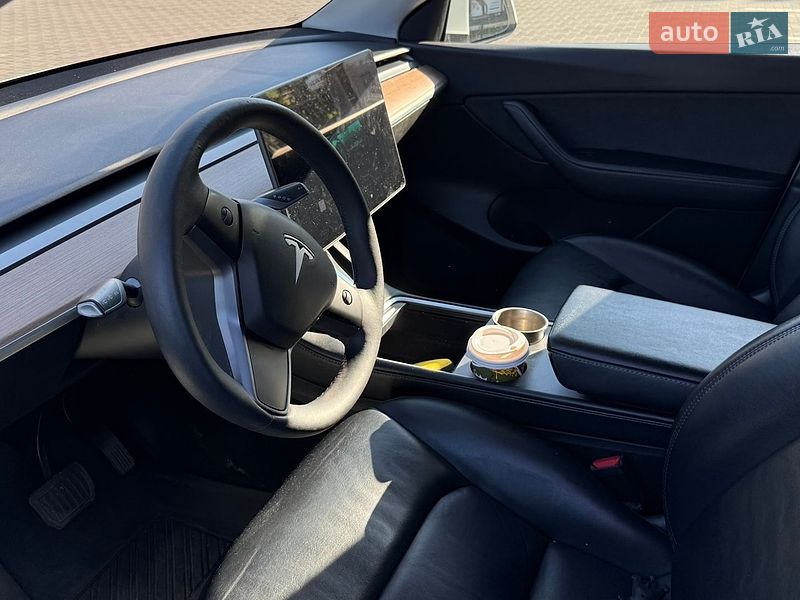 Внедорожник / Кроссовер Tesla Model Y 2022 в Полтаве
