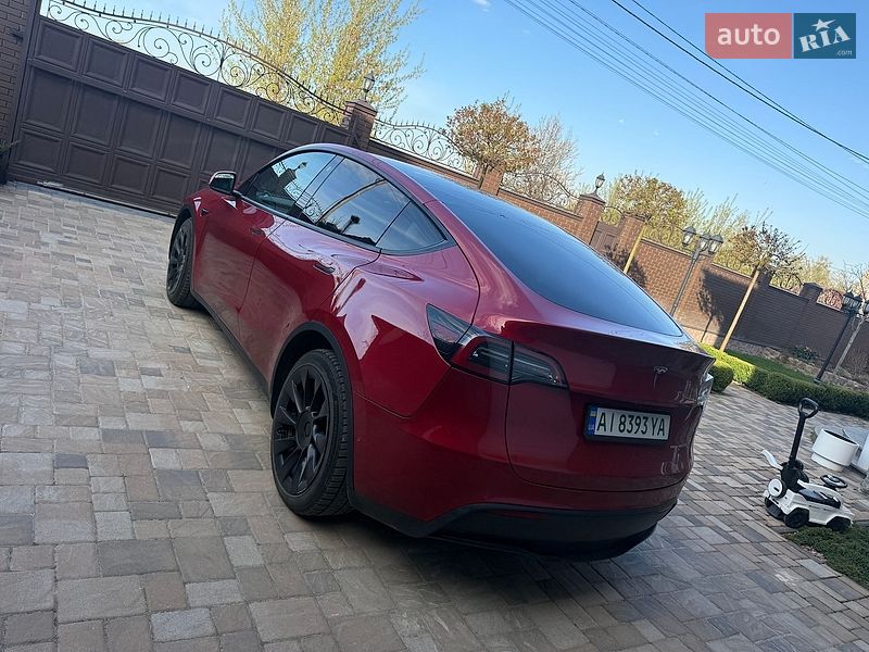 Внедорожник / Кроссовер Tesla Model Y 2022 в Киеве