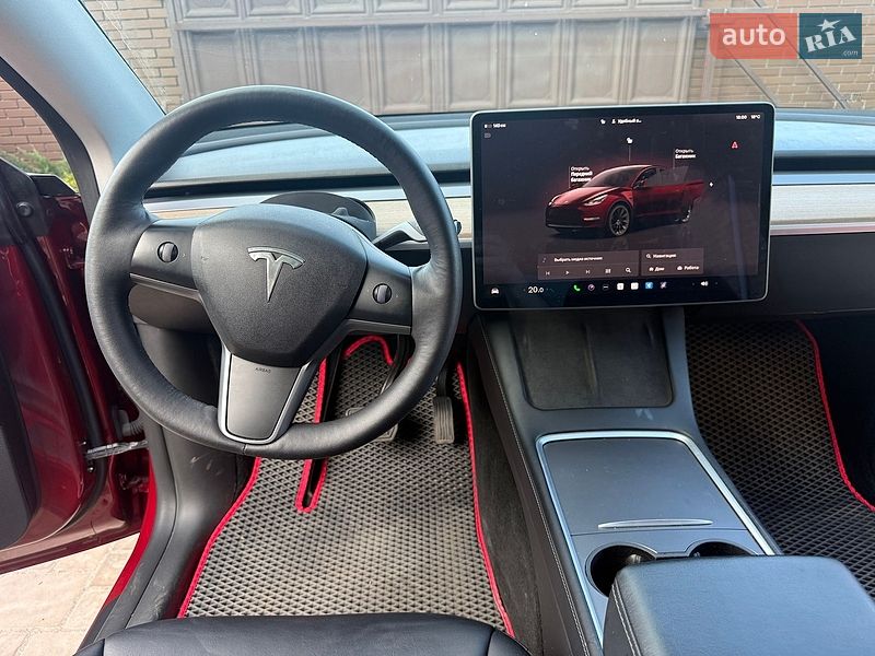Внедорожник / Кроссовер Tesla Model Y 2022 в Киеве