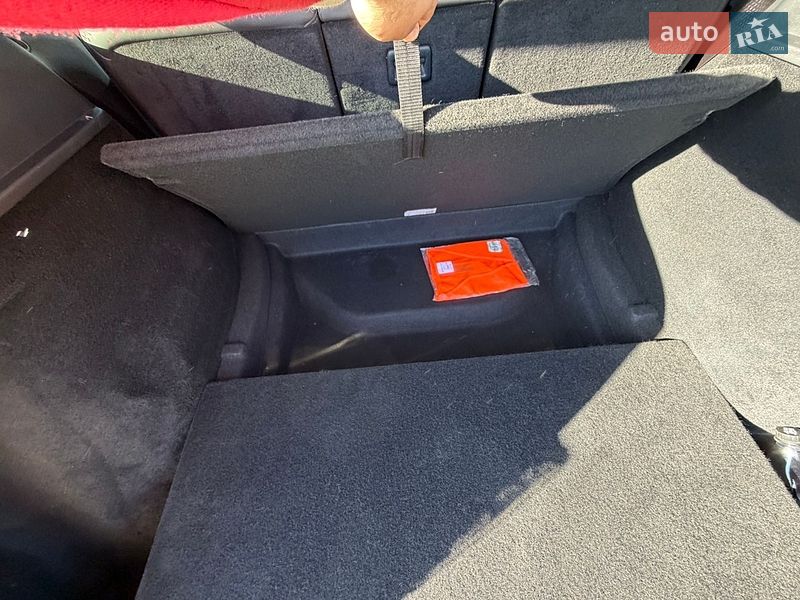 Внедорожник / Кроссовер Tesla Model Y 2023 в Львове