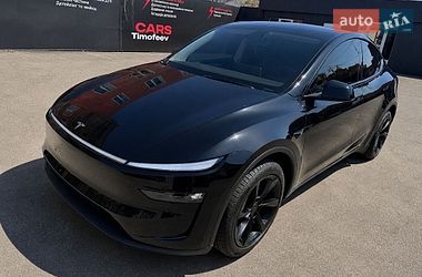 Внедорожник / Кроссовер Tesla Model Y 2026 в Киеве