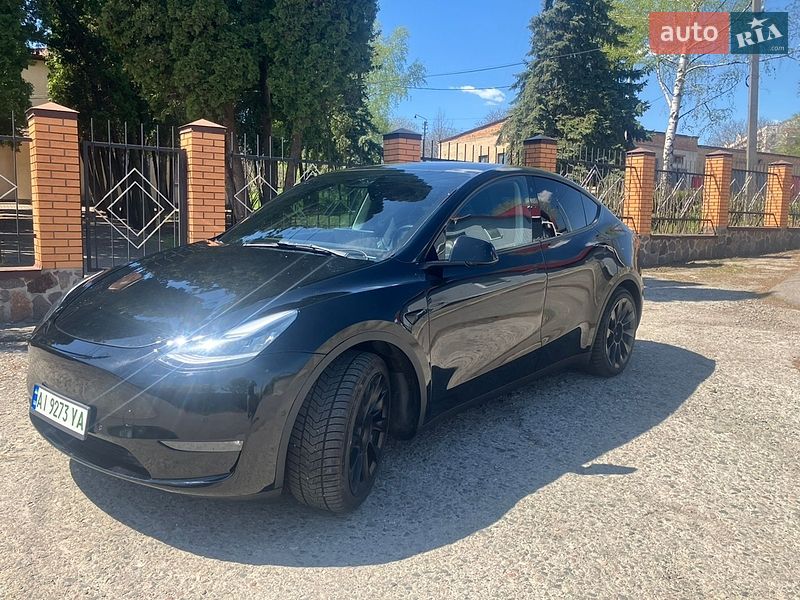 Tesla Model Y 2021