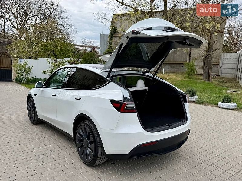 Внедорожник / Кроссовер Tesla Model Y 2022 в Одессе