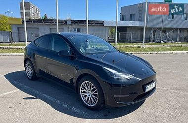 Внедорожник / Кроссовер Tesla Model Y 2023 в Киеве