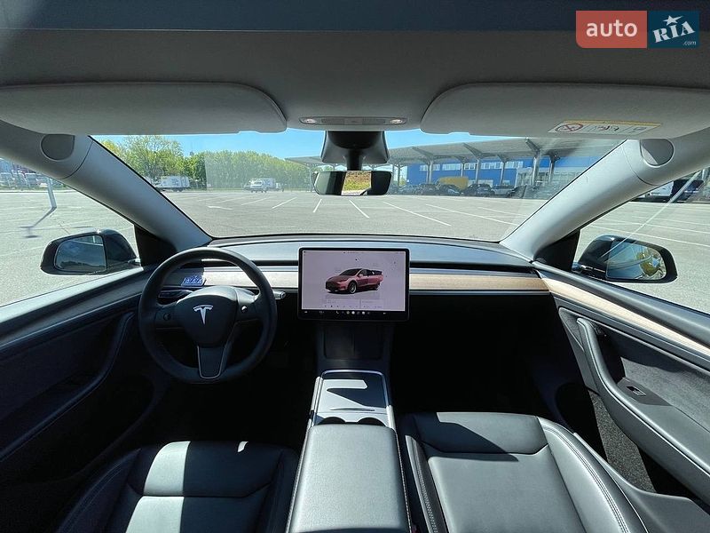 Внедорожник / Кроссовер Tesla Model Y 2023 в Киеве